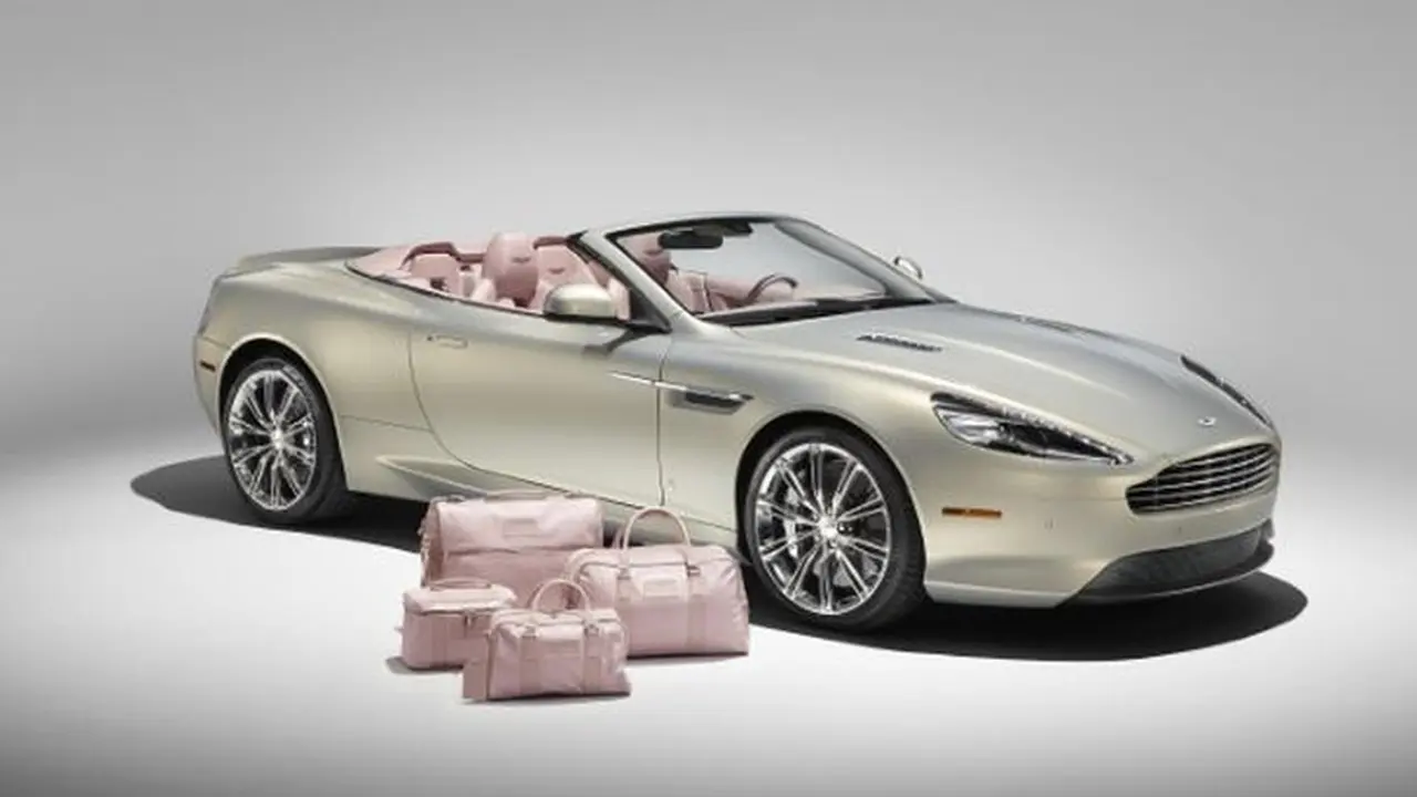Goda Kaum Hawa, Aston Martin Ciptakan Interior Warna Pink