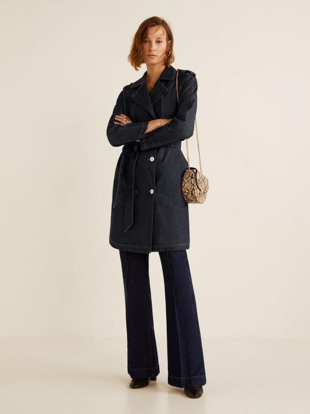 Lirik 5 Pilihan Jaket Denim yang Jadi Favorit Terkini