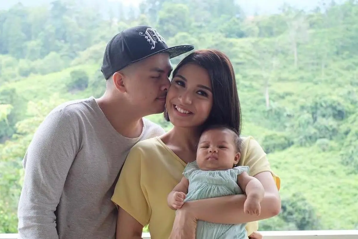 Glenn Alinskie dan Chelsea Olivia