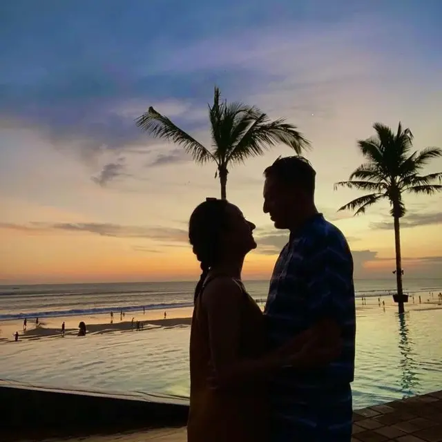 Dylan Carr dikabarkan pacaran dengan Naomi Zaskia