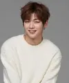 Kang Daniel Wanna One merupakan salah satu idola Korea Selatan yang populer. Dan baru-baru ini, ia membuat pesan video untuk para penggemarnya dalam acara Wanna Travel. (Foto: Soompi.com)