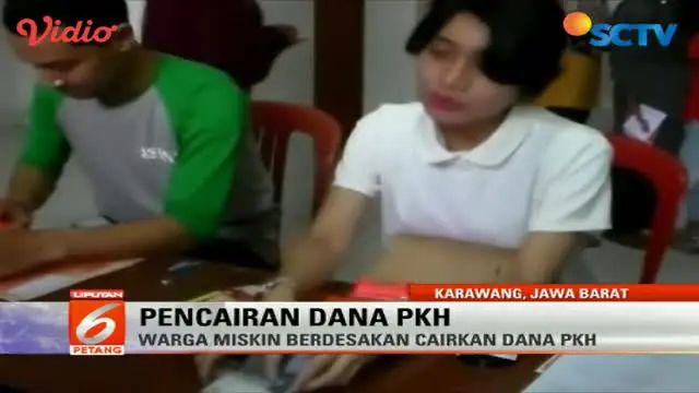 Ratusan Warga Rela Antre Berjam-jam Demi Dana PKH