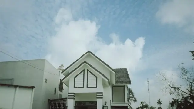 Desain Rumah Mewah Lahan Sempit (Credit: broeasied/unsplash)