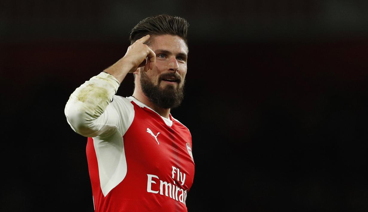 Pemain Arsenal, Olivier Giroud  mencetak satu-satunya gol kemenangan untuk timnya saat melawan West Bromwich pada laga Boxing Day Premier League di cOld Trafford, (26/12/2016).  (Action Images via Reuters/John Sibley) 