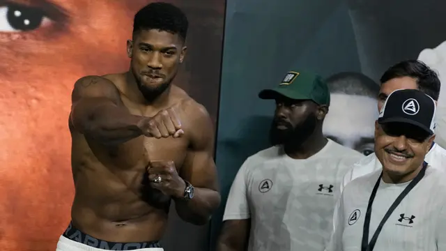 Saling Pandang Anthony Joshua Vs Oleksandr Usyk Jelang Duel di Jeddah