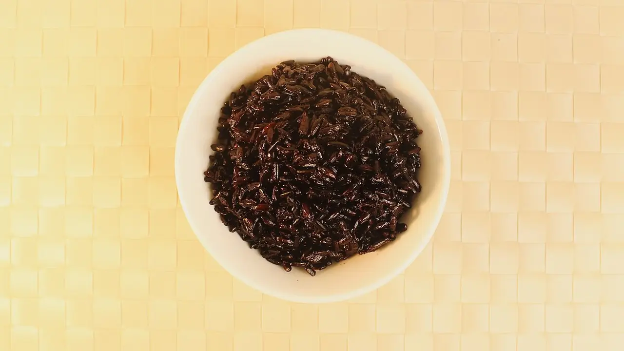 Semangkuk peyeum ketan