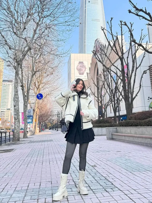 7 Potret Sabrina Chairunnisa Liburan Sendiri di Korea Selatan, Alami Tulang Retak