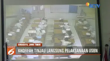 Gubernur Jawa Timur Khofifah Indar Parawansa tinjau pelaksanaan USBN berbasis smartphone di SMA Negeri 5 Surabaya.