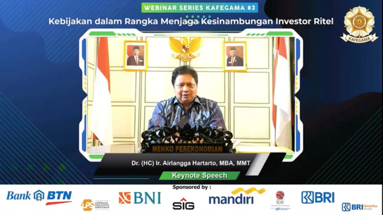 Menteri Koordinator (Menko) Bidang Perekonomian, Airlangga Hartarto beri sambutan dalam webinar kafegama, Jumat (5/11/2021) (Dok: tangkapan layar/Pipit I.R)