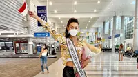 Puteri Indonesia 2020 Ayu Maulida saat tiba di Florida, Amerika Serikat untuk mengikuti Miss Universe 2020. (dok. Instagram @ayumaulida97/https://www.instagram.com/p/COi_0ZCB7Eh/)