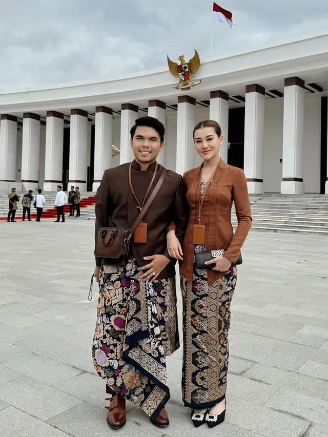 Aaliyah Massaid saat Upacara Kemerdekaan RI. [@anjiasmara]