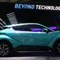 Toyota C-HR hybrid hadir di GIIAS 2017. (Herdi Muhardi)