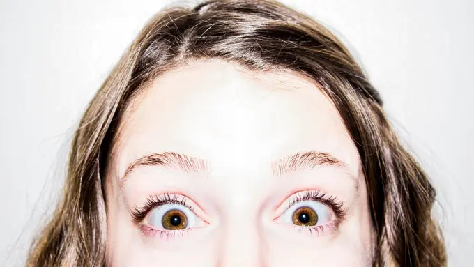 [Bintang] 4 Tanda Kamu Sudah Keracunan Zodiak, Hmmm...