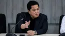 <p>Ketua Umum PSSI, Erick Thohir memberikan keterangan di depan awak media mengenai program naturalisasi pada acara yang berlangsung di kantor Kementerian Hukum dan HAM RI, Rasuna Said, Kuningan, Jakarta, Kamis (19/09/2024). (Bola.com/Bagaskara Lazuardi)</p>