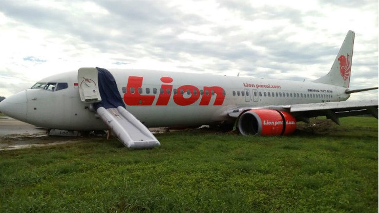 Lion Air Tergelincir di Gorontalo