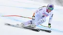 Aksi Lindsey Vonn dari Amerika Serikat  saat meluncur dengan skinya pada kompetisi FIS Alpine World Cup Women's Downhill di Cortina d'Ampezzo, Pegunungan Alpen Italia (20/1). (AFP Photo/Tiziana Fabi)