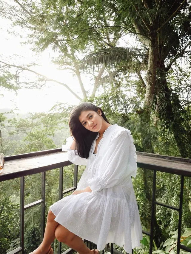 6 Potret Seru Naysila Mirdad dan Arfito Hutagalung Liburan di Bali, Makin Mesra