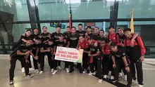 Timnas Voli Putra Indonesia tiba di Bandara Soekarno-Hatta, Tangerang, Banten, Senin (29/6/2026) setelah menjuarai AVC Cup 2026. Mereka diguyur bonus Rp900 juta dari PBVSI. (Bola.com/Muhammad Adi Yaksa)