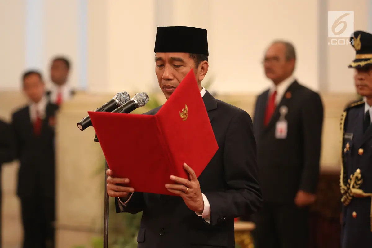 Presiden Jokowi Lantik Wakapolri Syafruddin Jadi Menpan-RB