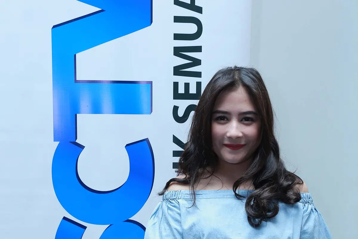 [Bintang] Prilly Latuconsina