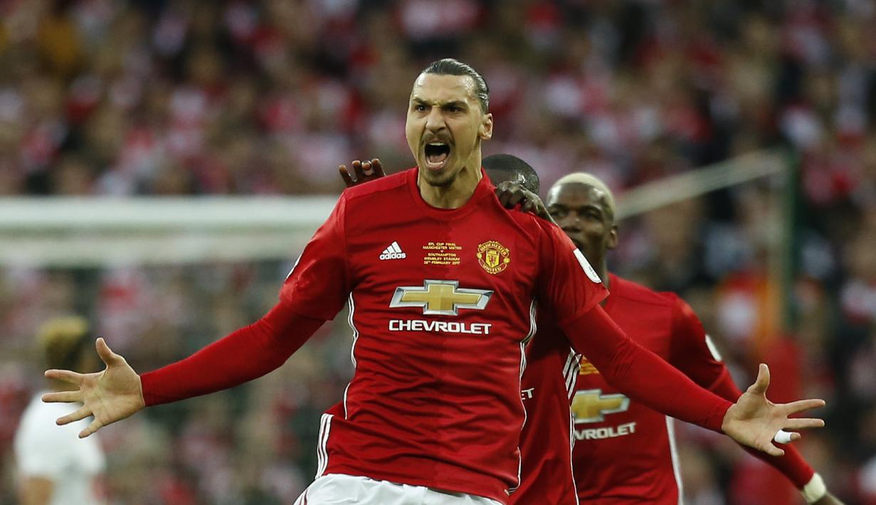 1. Zlatan Ibrahimovic - Tak sia-sia PSG menggelontorkan uang 20 juta euro datangkan Ibrahimovic dari AC Milan. Penyerang garang tersebut menjadi salah satu pembelian terbaik PSG sepanjang masa. (AFP/Franck Fife)