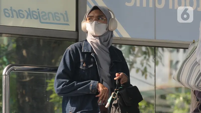 Polusi Udara Pakai Masker