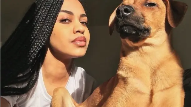 Anjing yang mirip dengan hewan peliharaannya.
