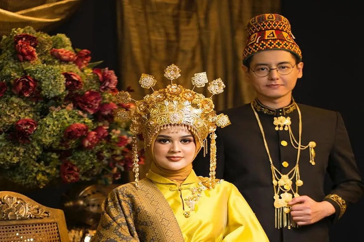 Cut Meyriska dan Roger Danuarta