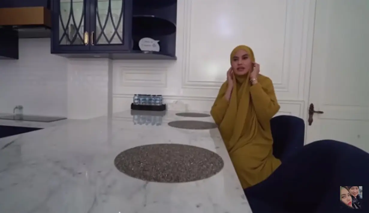 Rumah Kartika Putri dan Habib Usman (Youtube/Kartika Putri Official)