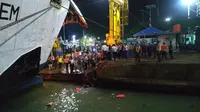 Penyelamatan Penumpang Mobil Yang Tercebur Di Pelabuhan Merak, Kota Cilegon, Banten. (Jumat, 23/12/2022). (Basarnas Banten).