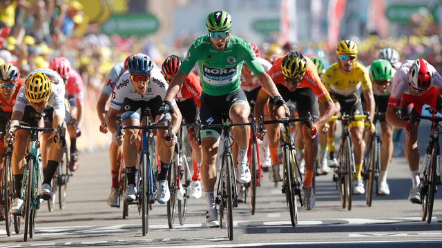 Peter Sagan Juarai Etape V Tour de France