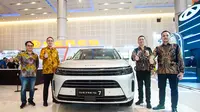 PT Sokonindo Automobile meluncurkan SERES 7, line-up tertinggi dari SERES di 
Indonesia International Motor Show (IIMS) Surabaya 2024. (Dian Kurniawan/Liputan6.com)