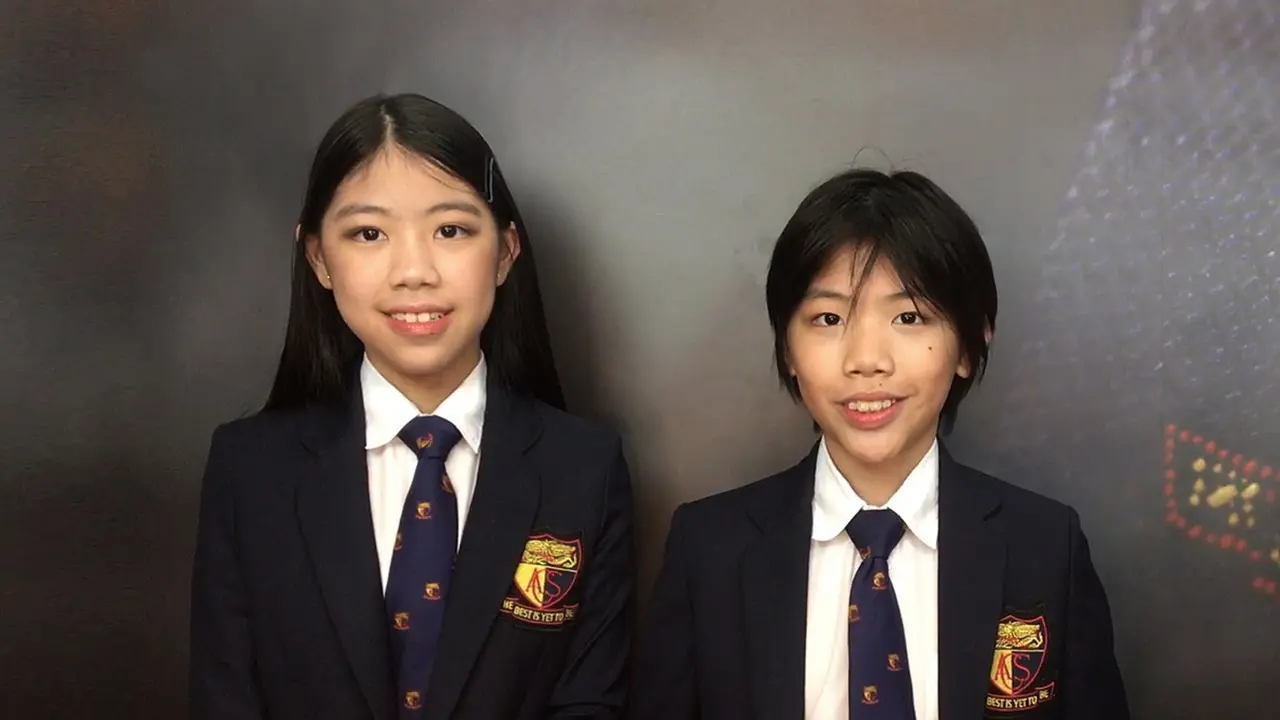 Misckha dan Devon Kei