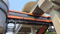 Jembatan Penyeberangan Multiguna (JPM) Dukuh Atas akan diresmikan pada akhir Agustus 2023 mendatang oleh Presiden Joko Widodo (Jokowi) (Lydia Fransisca/Merdeka.com)