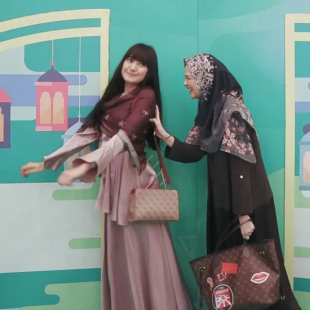 Didampingi ketika Mualaf, Ini 6 Potret Persahabatan Marcella Simon dan Cut Meyriska