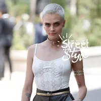 Street style Cara Delevingne. (Sumber foto: twitter)