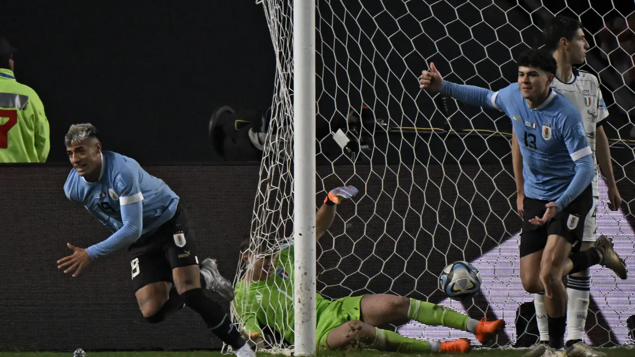 Selebrasi pemain Uruguay saat menjebol gawang Italia di Final Piala Dunia U-20 2023
