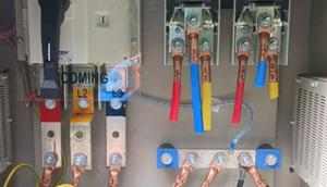 Tampak panel listrik PLN pada gardu distribusi yang dicuri di gardu Desa Lampakuk, Aceh Besar (Dok: Antara)