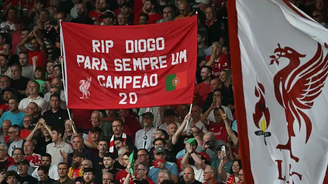 Foto: Tangis Salah Pecah Kenang Diogo Jota setelah Bawa Liverpool Raih Kemenangan Perdana Liga Inggris Musim Ini