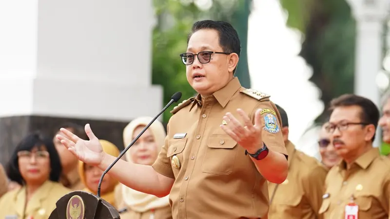 Penjabat (Pj) Gubernur Jawa Timur Gubernur Jatim, Adhy Karyono. (Dian Kurniawan/Liputan6.com)