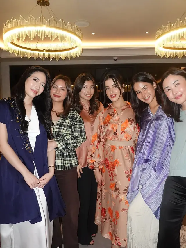 Potret Tasya Farasya Bukber dengan Para Owner Skincare (credit: instagram/tasyafarasya)