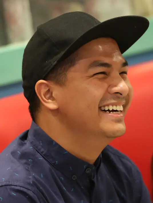 Pemeran Yoga dalam serial yang dibintangi oleh dua artis asing, Shivin Narang dan Margin Wieheerm serta Cut Keke itu mengaku banyak cerita menarik dari sekuel sinetron Cahaya Cinta itu. (Bambang E. Ros/Bintang.com)