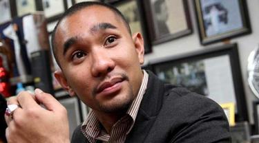 Enji Mantan Suami Ayu Ting Ting Menikah Lagi News Entertainment Fimela Com