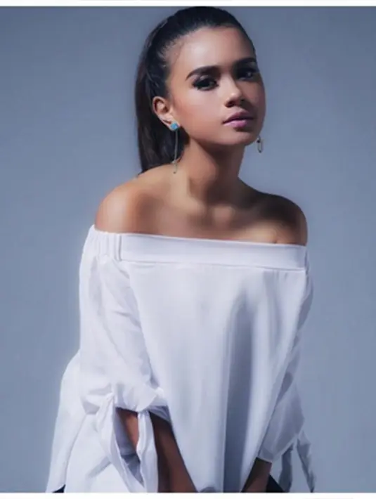 Menurut para pengguna instagram Audi Marissa tampak cantik seperti selebritis Hollywood, Selena Gomez. (Via Instagram/@audimarissa)