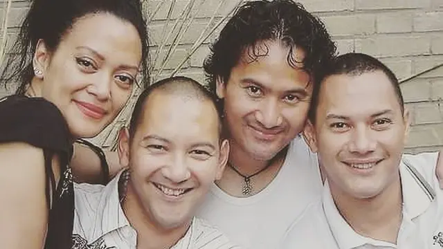 Gantikan Jadi Wali Nikah Aaliyah, Ini 6 Potret Lawas Mudjie Massaid dan Adjie Massaid