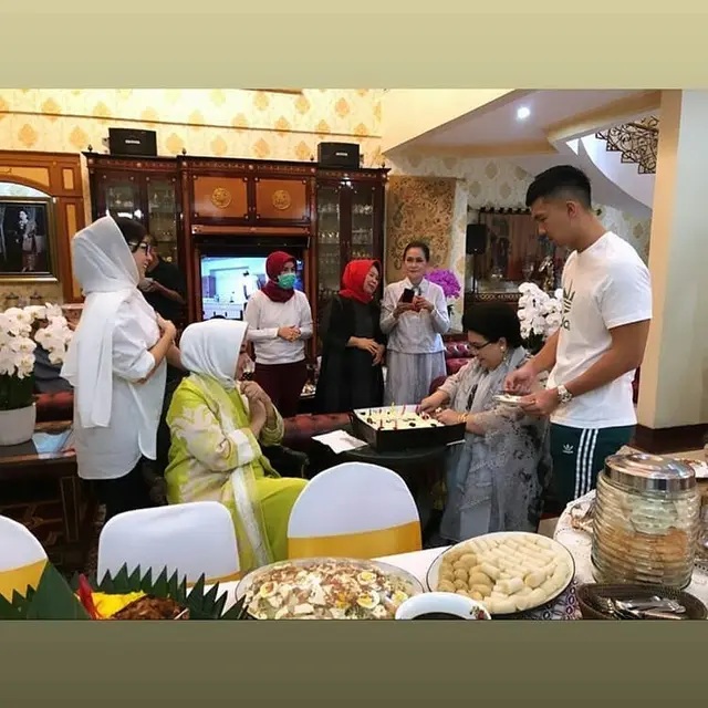 Segera Menikah, Ini 5 Momen Nikita Willy dengan Keluarga Besar Indra Priawan