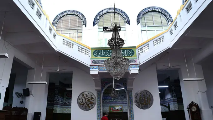 [Bintang] Masjid Cut Meutia