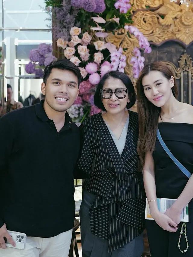 Gaya Aaliyah Massaid dan Thariq Halilintar di Wedding Expo. [@aaliyah.massaid]