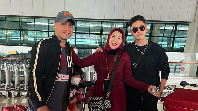 Momen Liburan Akhir Tahun Venna Melinda dan Ferry Irawan Sebelum Kasus KDRT