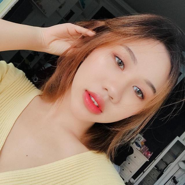 Vanya Z-Girls (Instagram/ zhavanyameidi- https://www.instagram.com/p/Br7aU0iBCw7/)